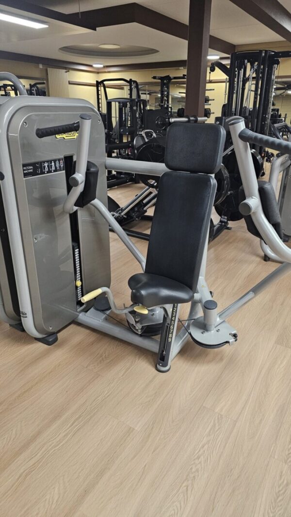 Technogym Element Line Gerätepark 12 Maschinen | Occasion im Kundenauftrag