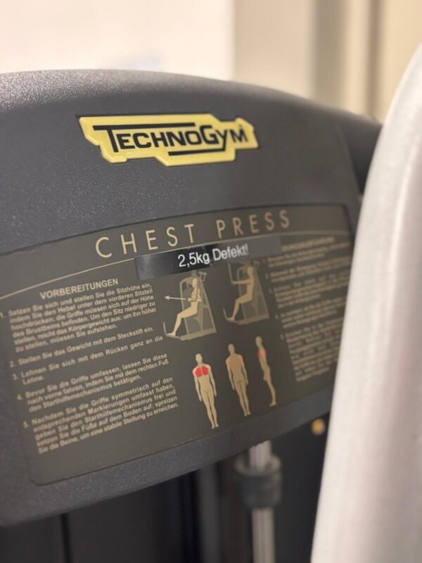 423220e9-e185-40fc-ac87-49e7a7964d52 Technogym Selection Line Chest Press | Occasion