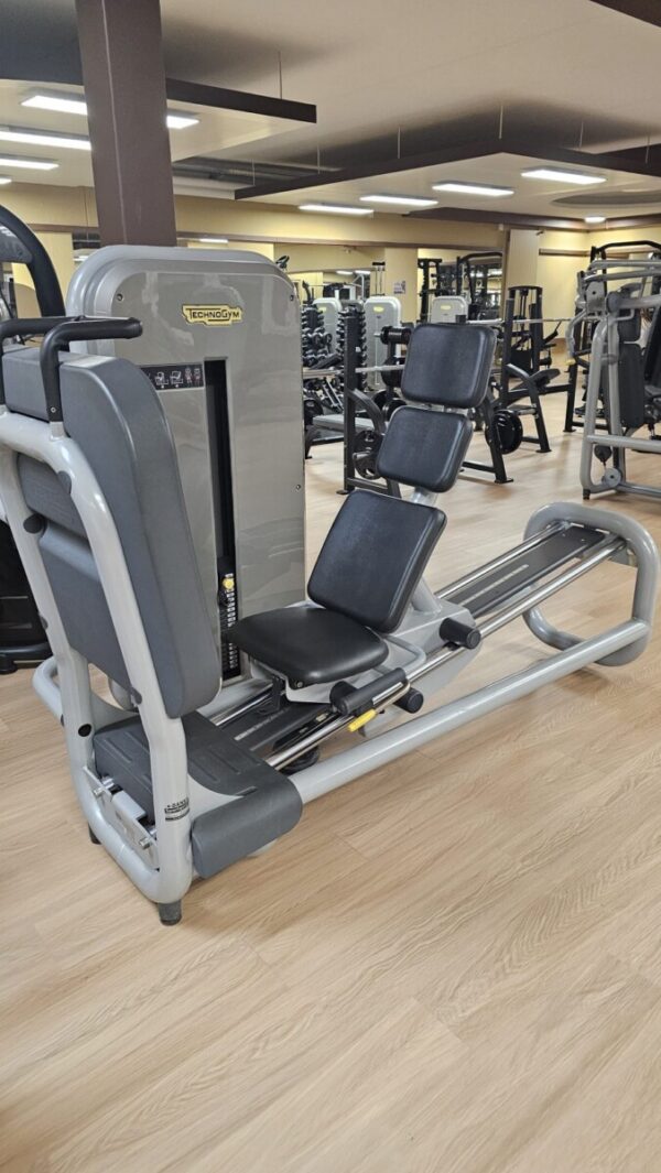 Technogym Element Line Gerätepark 12 Maschinen | Occasion im Kundenauftrag