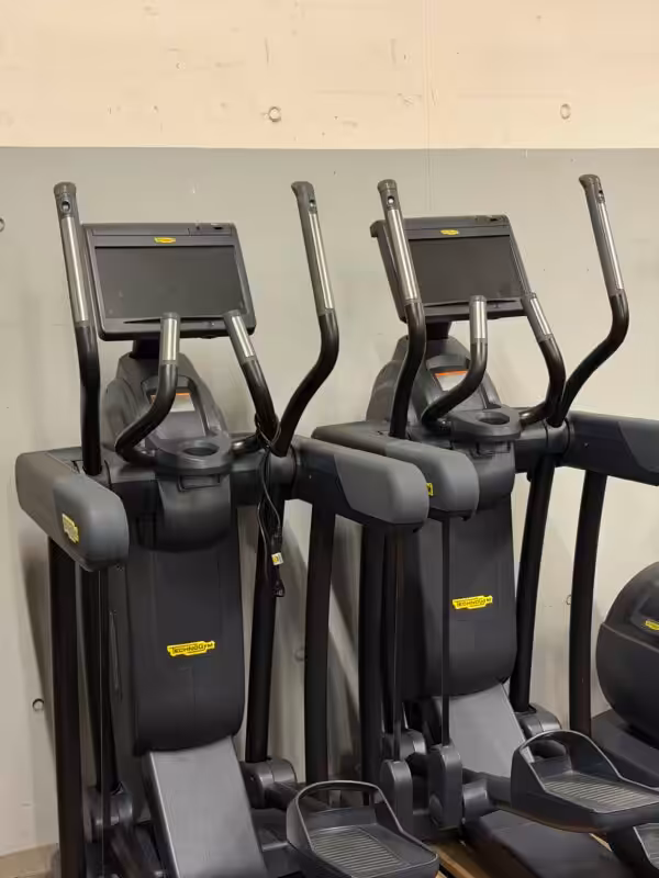 b-019fd15b913570e9b28fe81e7e87c48c-s-46079-technogym-cardio-geratepark-19-stk-jahrgang-2016-occasion-22caa6e422 Technogym Cardio Gerätepark 19 Stk. Jahrgang 2016 | Occasion
