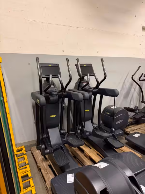 b-019fd15b913570e9b28fe81e7e87c48c-s-46079-technogym-cardio-geratepark-19-stk-jahrgang-2016-occasion-23b343998a Technogym Cardio Gerätepark 19 Stk. Jahrgang 2016 | Occasion