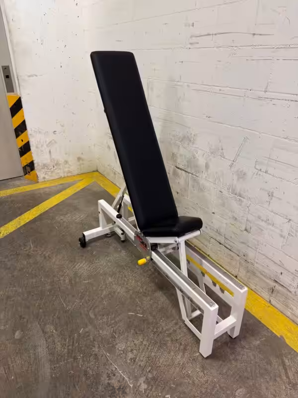 b-01a05c5589d572aabf1750ad8e90b3d2-s-68095-keiser-adjustable-bench-occasion-f69d558e2d KEISER Adjustable Bench | Occasion