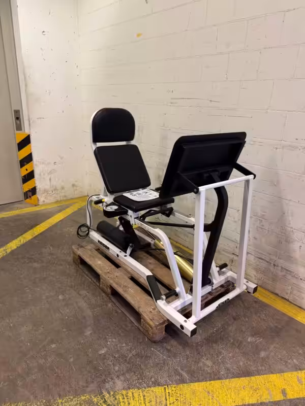 b-01a0f274a94372d194c9bac3db36f0ff-s-08527-keiser-leg-press-occasion-aa0112bfe8 KEISER Lower Body Trio – Leg Press, Curl, Extension | Occasion