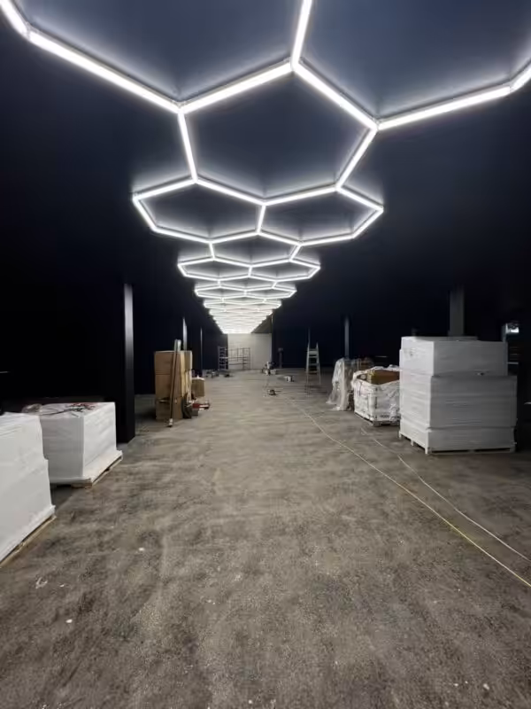 daa510bc-70cc-4abe-b8f9-f89ad760d0c2 2 Hexagon LED Gym Lights | Leuchten